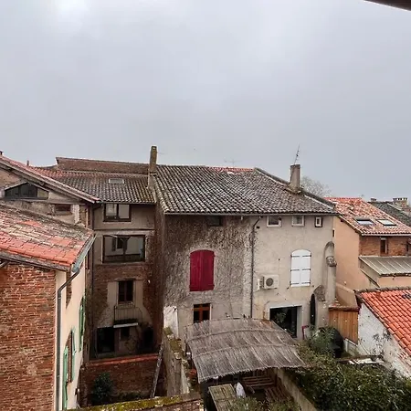 Le D Eugenie Apartment